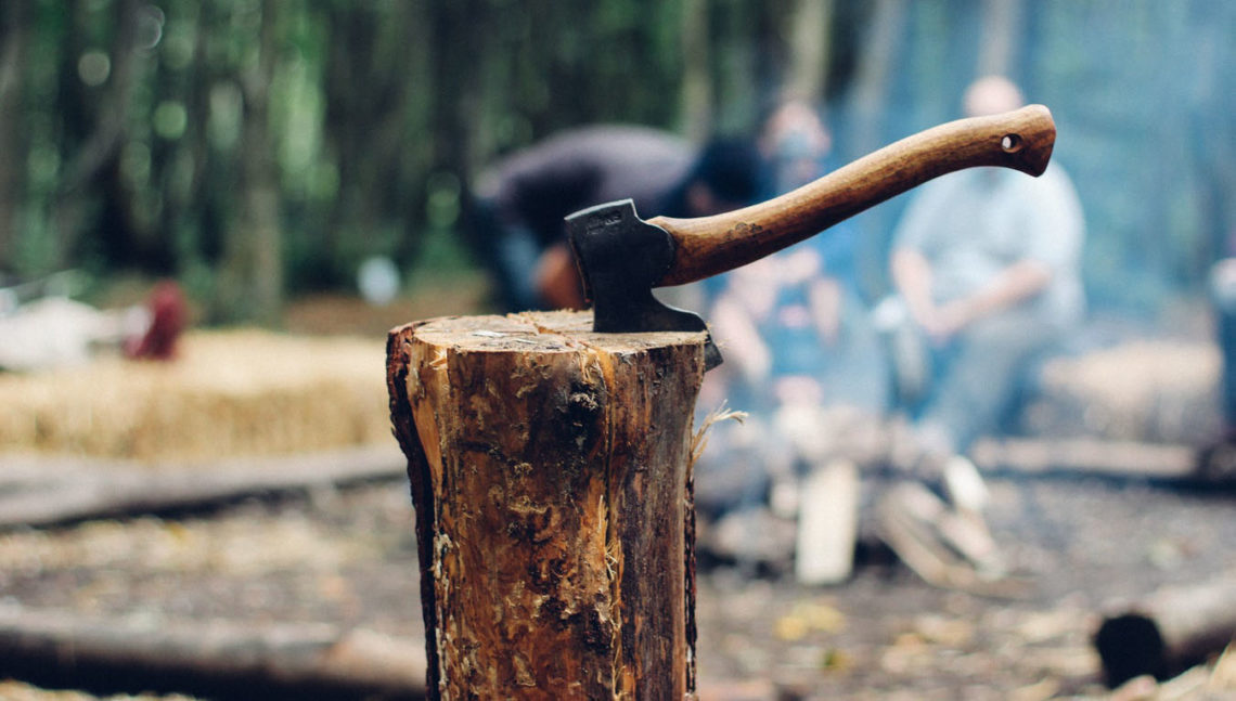 Best Camp Axe or Bushcraft Hatchet