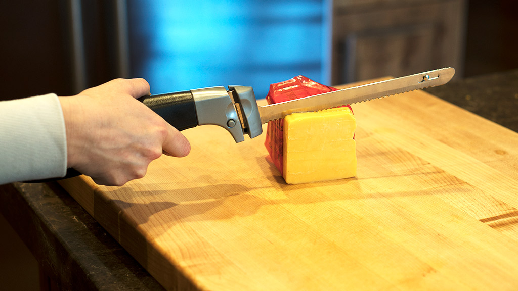 Cutting Cheese with an electric carving knife